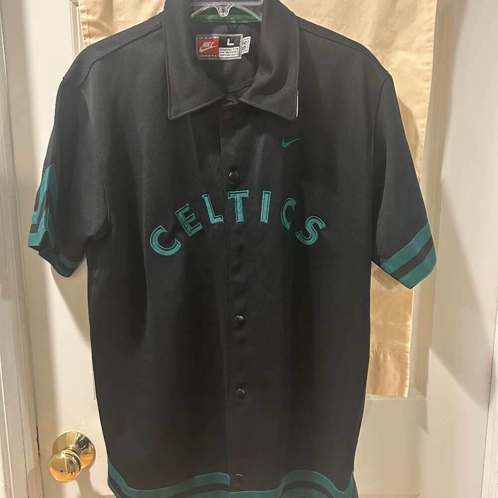 Boys Vintage Celtics NBA warm up sweat jacket by Nike
